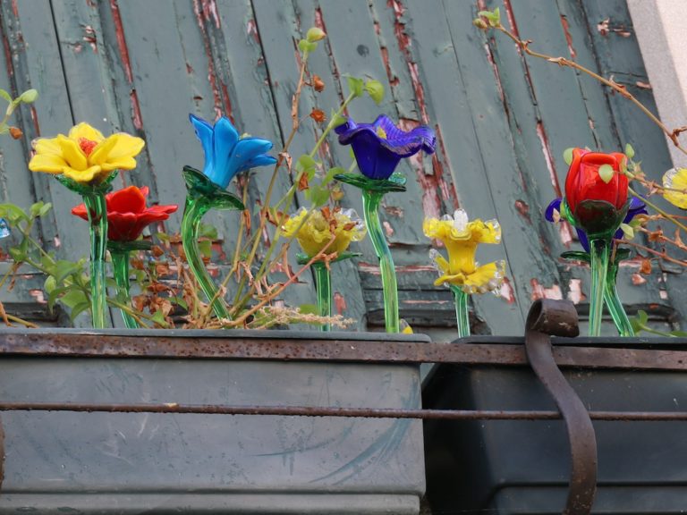 Murano glass flowers