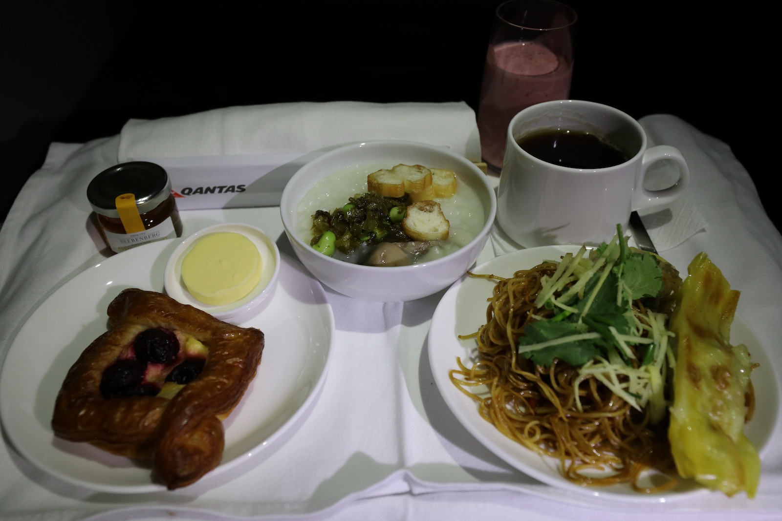 Qantas, Beijing to Sydney