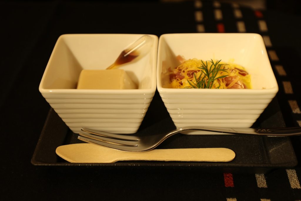 Japan Airlines, Shanghai to Tokyo