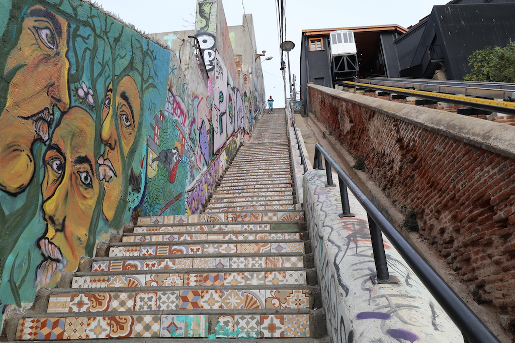Street art in Valparaíso